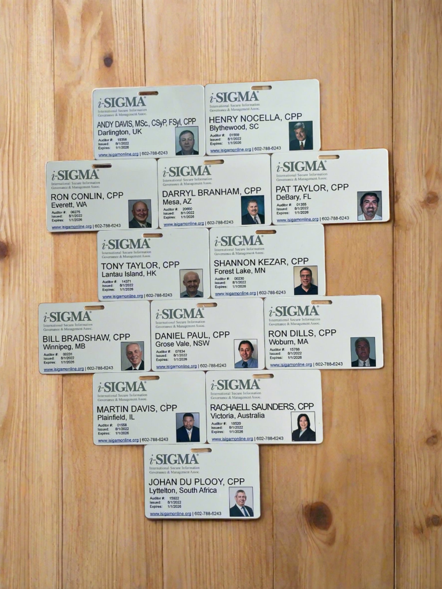 ID & Event Badges - Metal - ID - 2.125 x 3.375" - Badge Express