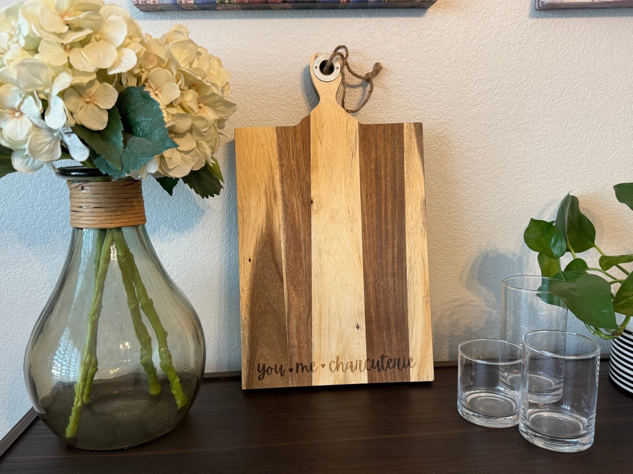 Acacia Wood Board w/ Handle Large - Cutting Board - Center - Badge Express